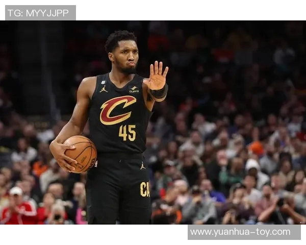 战术革新！新教练如何激活米切尔？